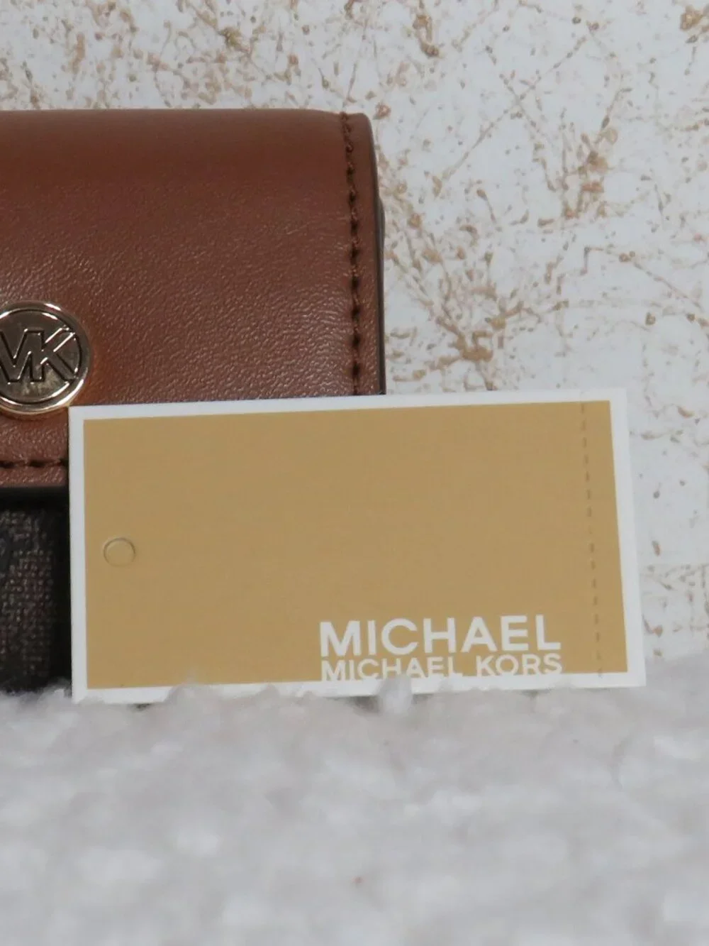 Michael Kors Jet Set Travel Airpods Case (Brown)